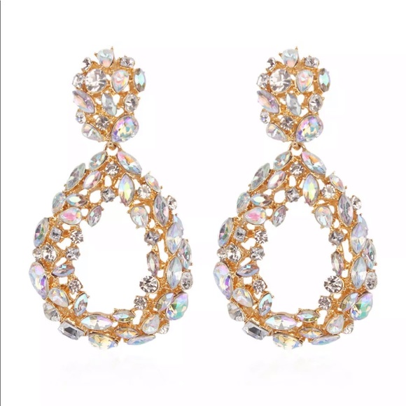 Jewelry - New Item✨ Oversized Iridescent Crystal Earrings 😍
